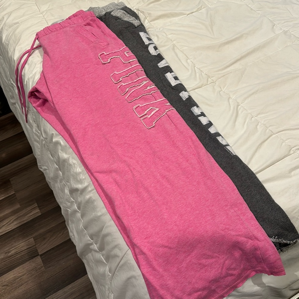 2 pairs of Victoria Secret sweat pants.